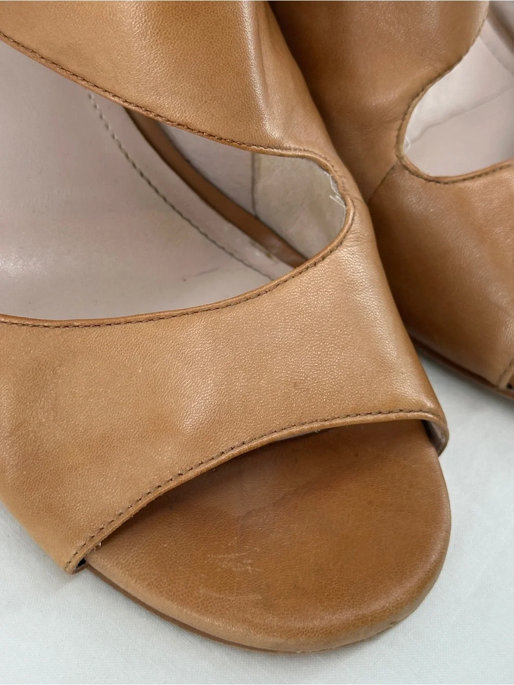 Women's Tan Leather Peep-Toe Buckle Heels 9.5